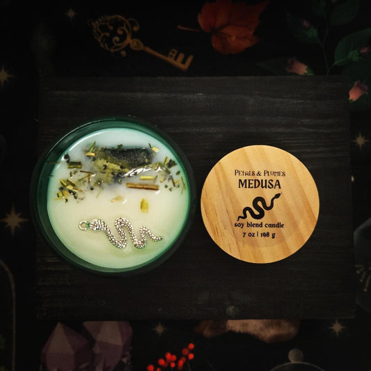 Medusa Divination Candle