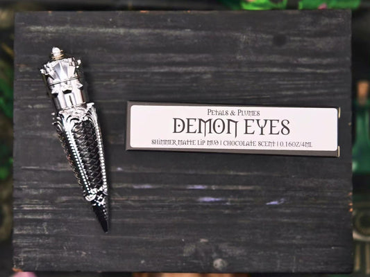 Demon Eyes Lip Mud